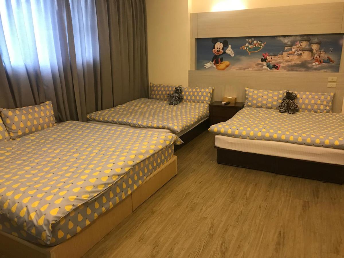 Mickey House-Fuxing Lejlighed Taichung Eksteriør billede